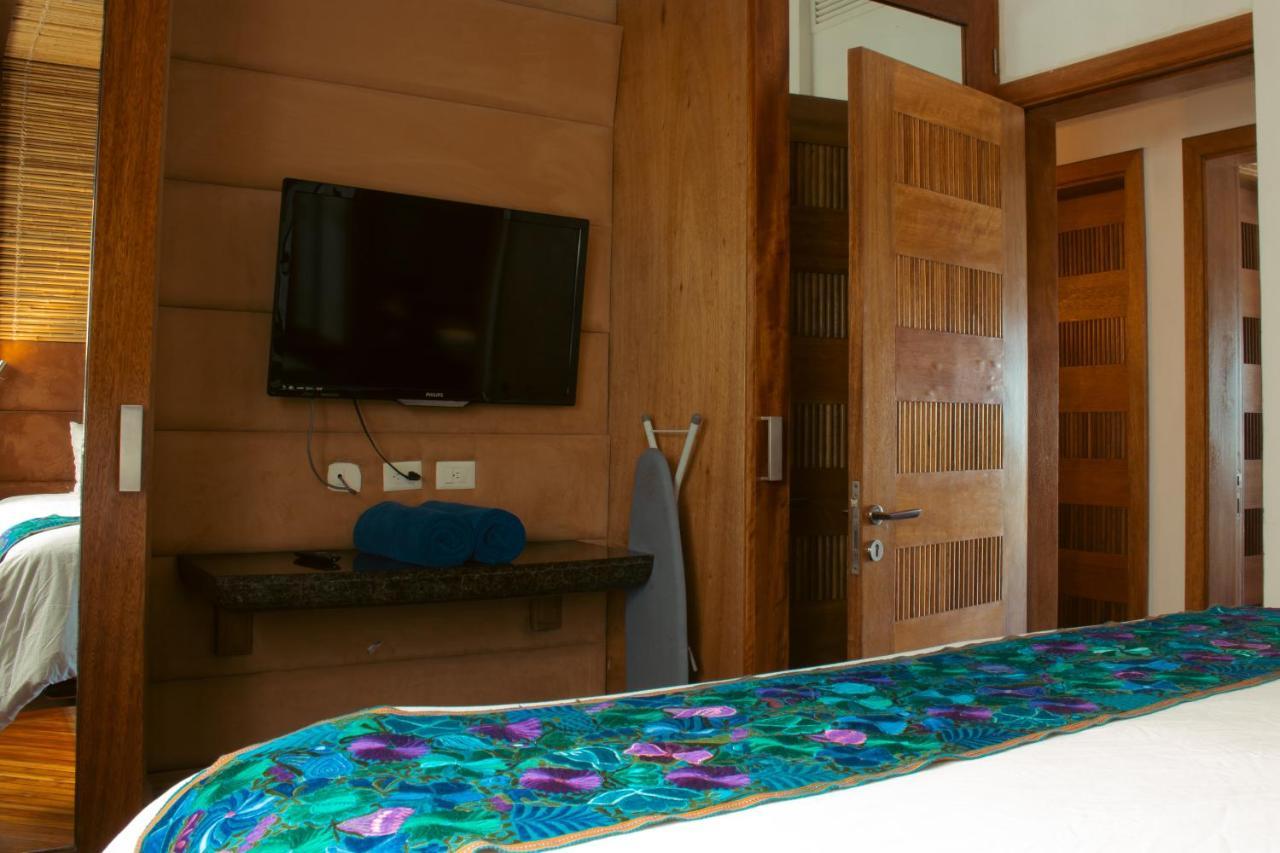 Aldea Thai Beachfront *