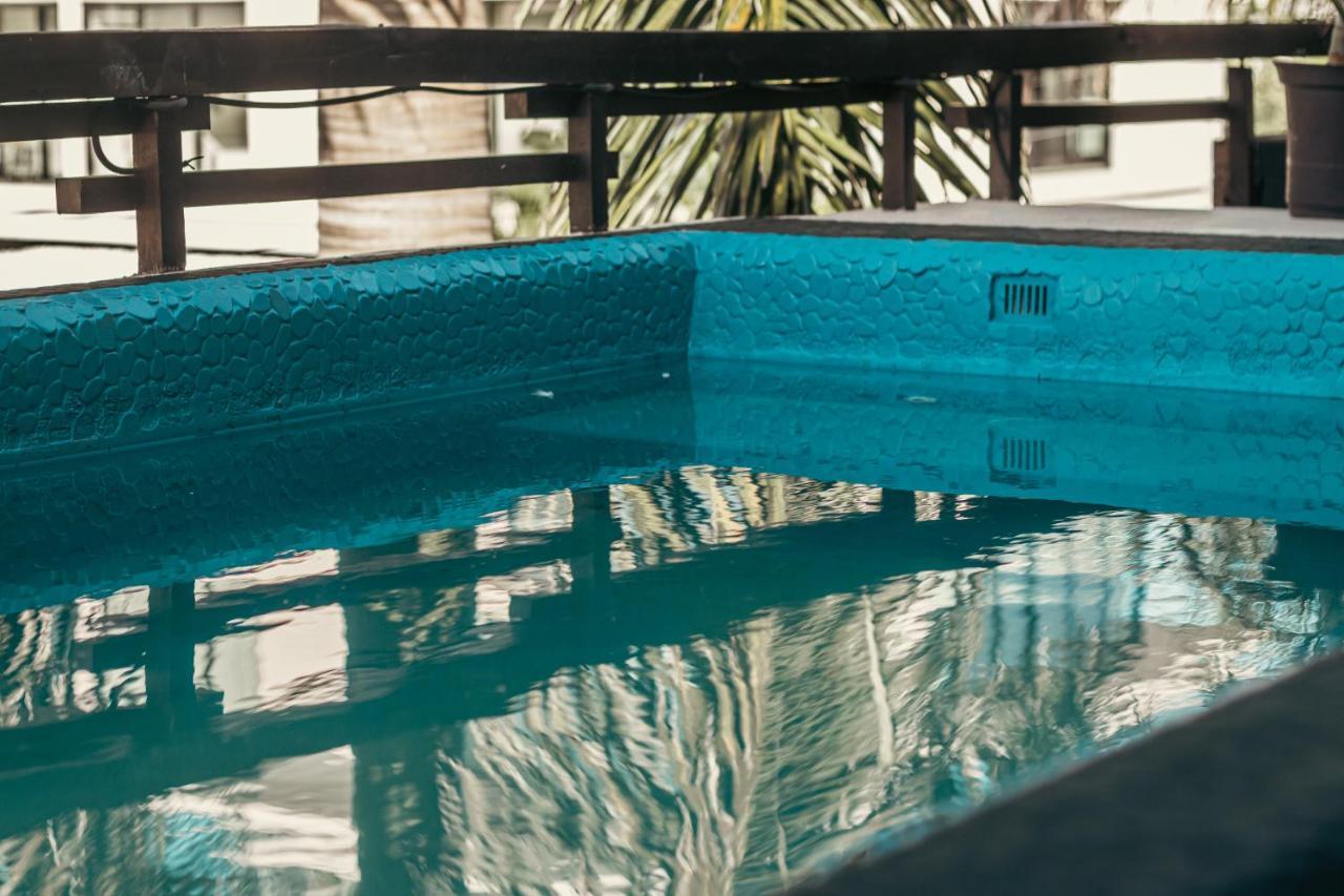 Aldea Thai Beachfront Apartment *