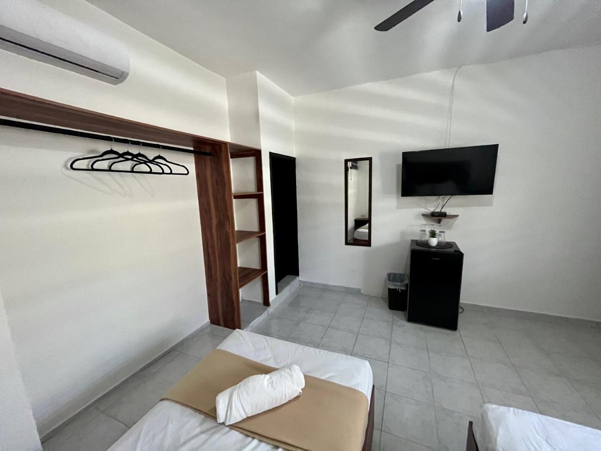 Hotel Balam Playa - 15th Ave