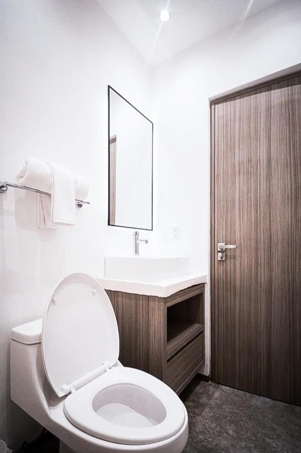 Apartahotel Dewl Estudios : El Mexicano