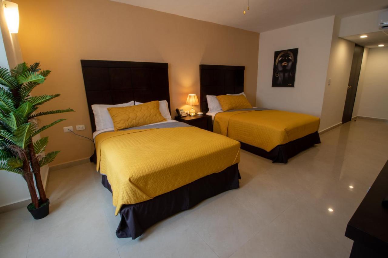 Hotel Segovia Playa del Carmen