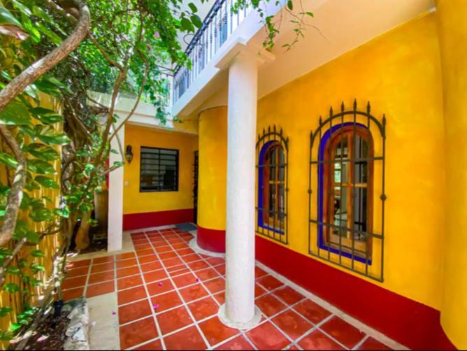Casa Centrica 5bed/5bath Ac/gym 5 Min 5ta Av Y Playa Holiday home *