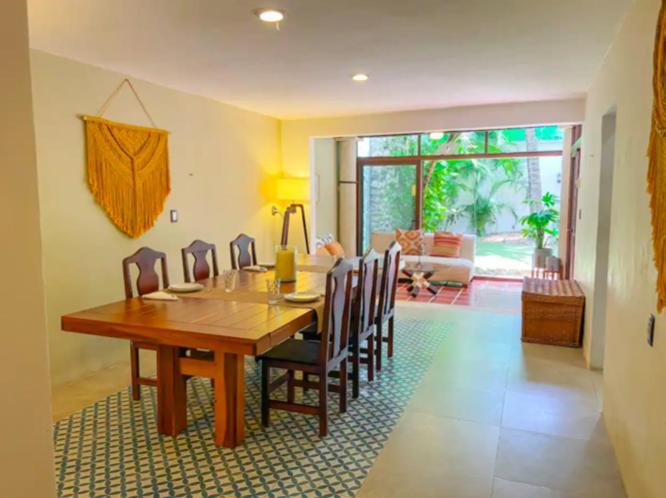 Holiday home Casa Centrica 5bed/5bath Ac/gym 5 Min 5ta Av Y Playa Playa del Carmen