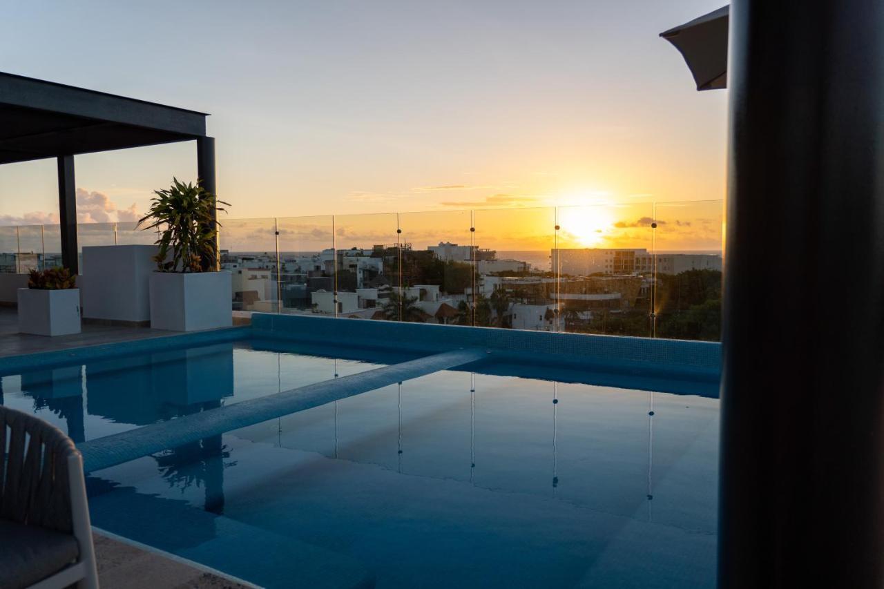 New & Equipped Steps From The With Pool Jacuzzi By Yeah Apartment