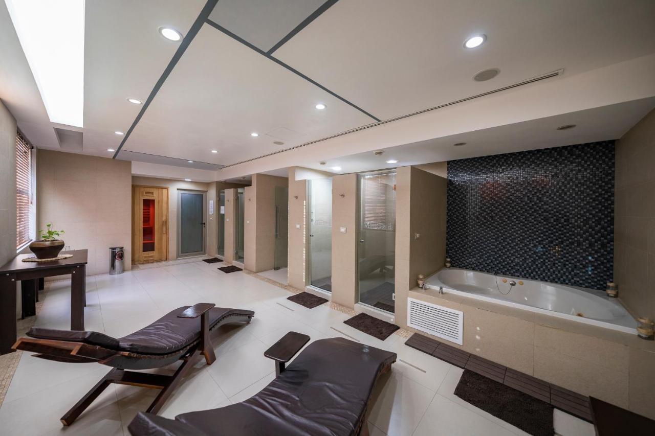 Apartment Stunning Ocean Front By Boutique *