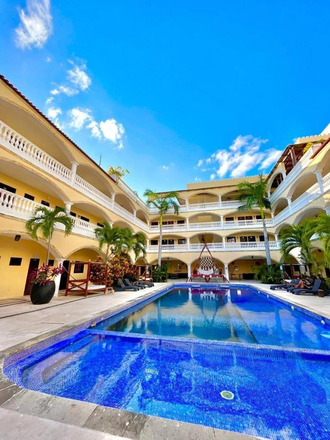We Playa Hostel