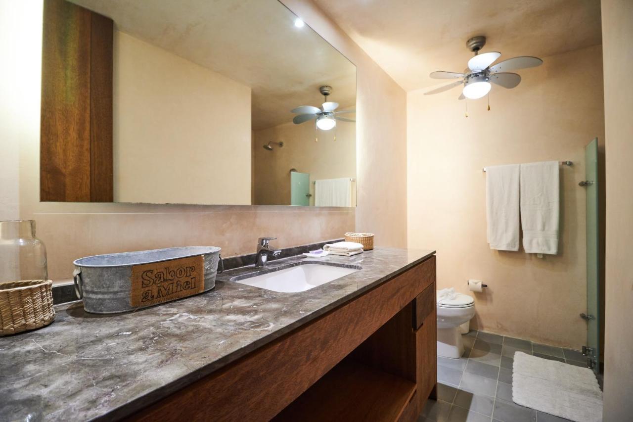 Stunning Two-level Infinity Swimming Pool & Rooftop Great Amenities Apartamento Playa del Carmen