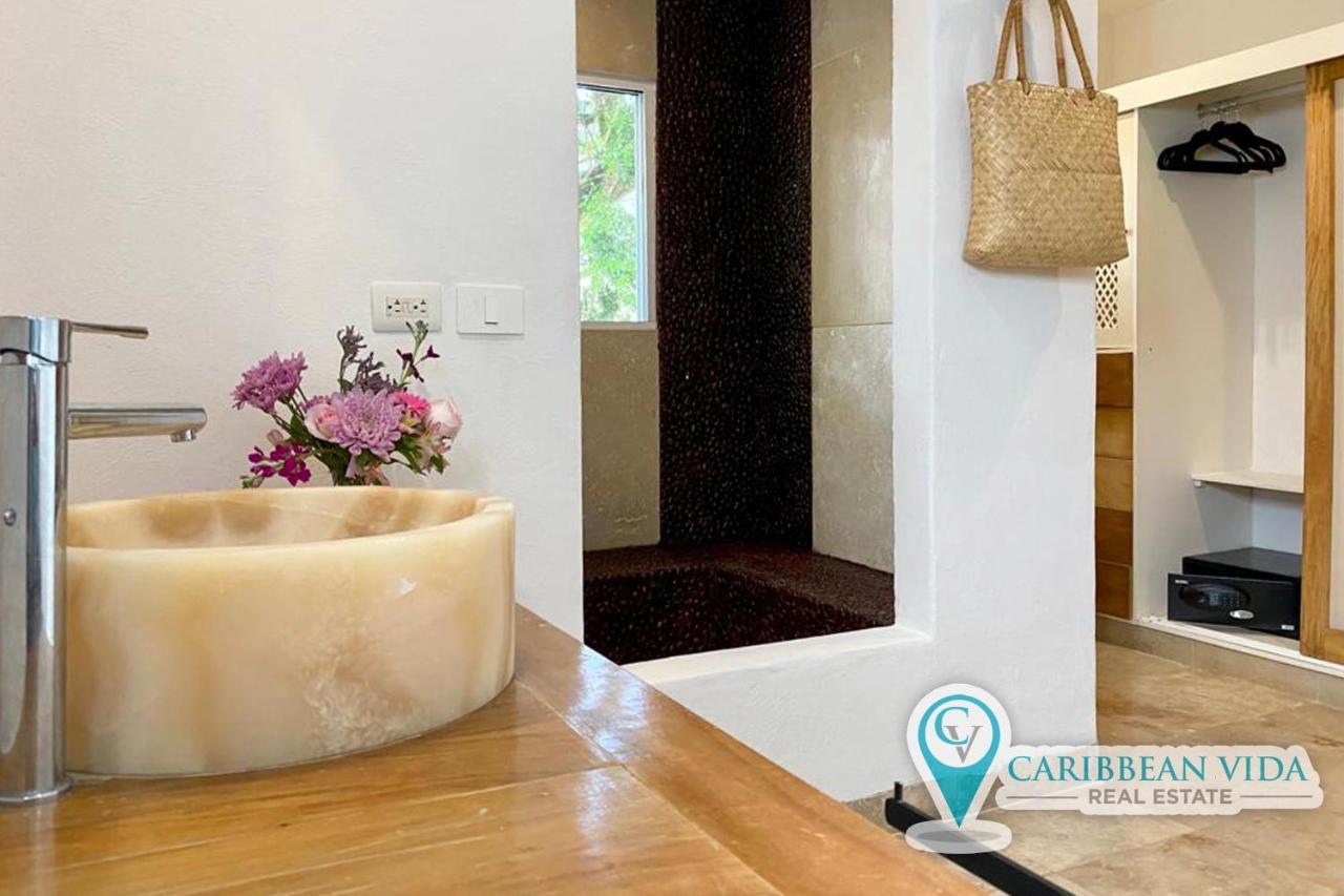 Stunning And Stylish 2 Bedroom Unit At Mar H2o! Apartment Playa del Carmen