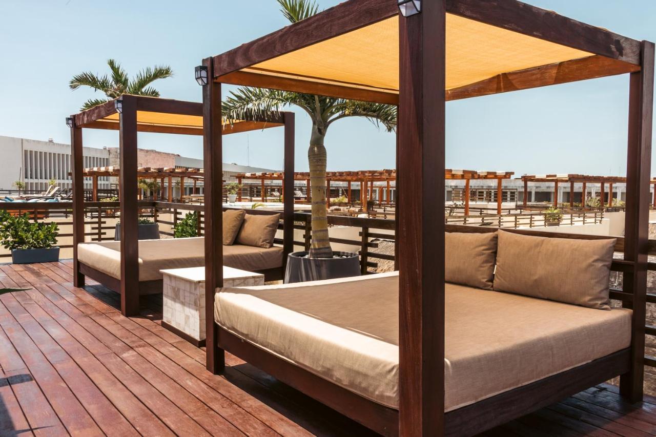 Aldea Thai Beachfront Apartment *