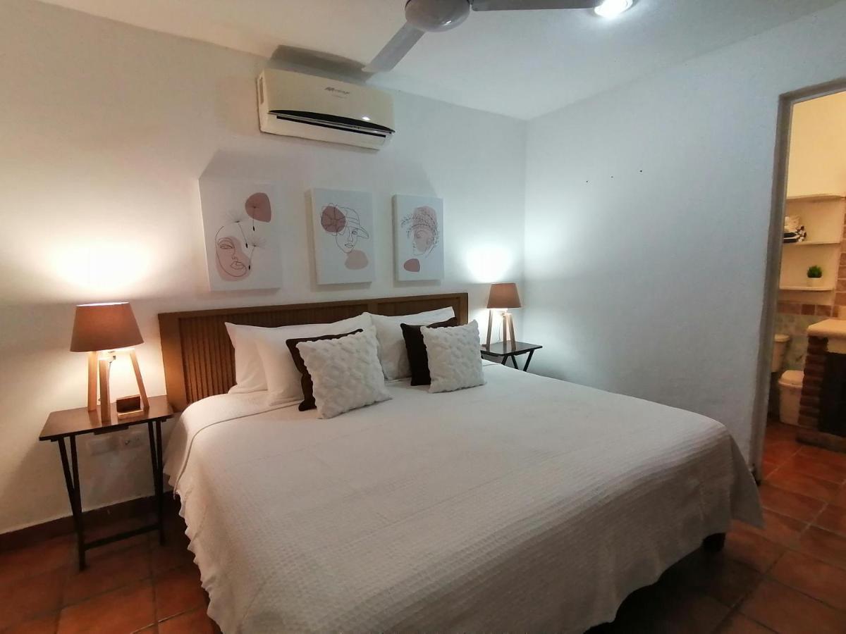 24 * Playa del Carmen