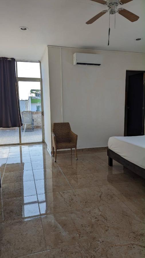 Khách sạn Playa Suites