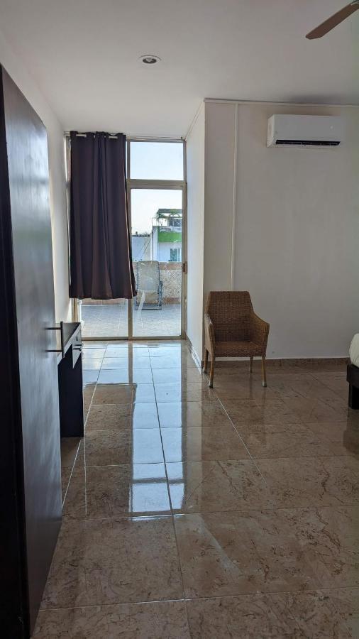 Playa Suites Khách sạn 3*