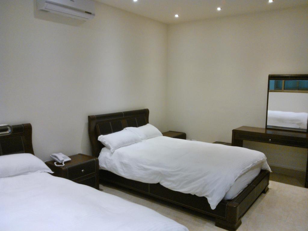 Hotel 770