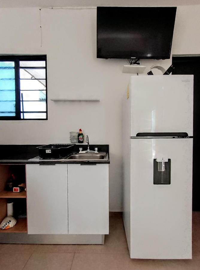 Casa En Privada Con Alberca, Excelente Para Vacaciones Y Descanso