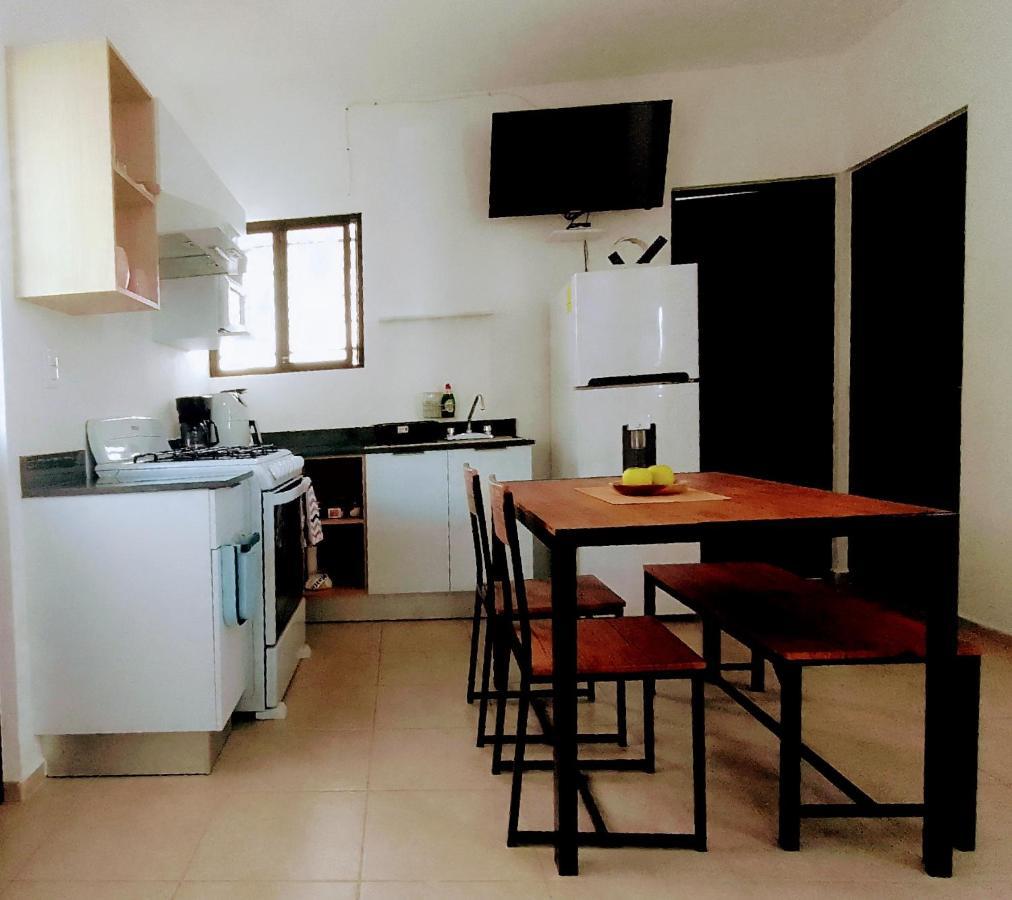 Casa En Privada Con Alberca, Excelente Para Vacaciones Y Descanso * Playa del Carmen