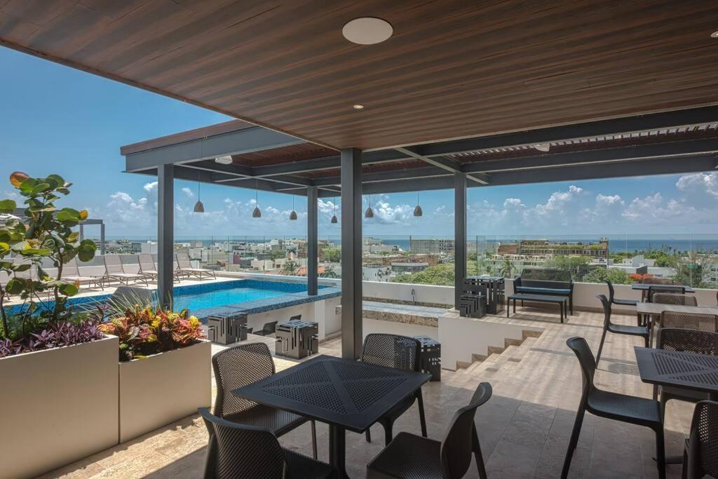 Apartment Ipana Condo, Rooftop Pools, Gym, Walk To Playa del Carmen
