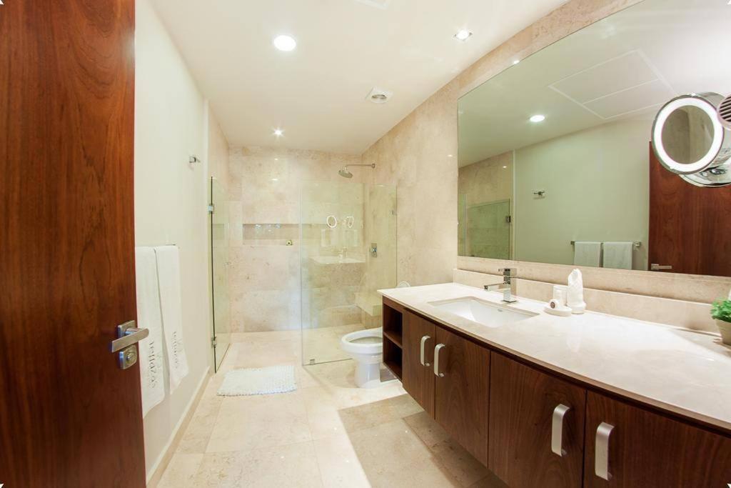 Luxury Between 5th Avenue And The Playa del Carmen