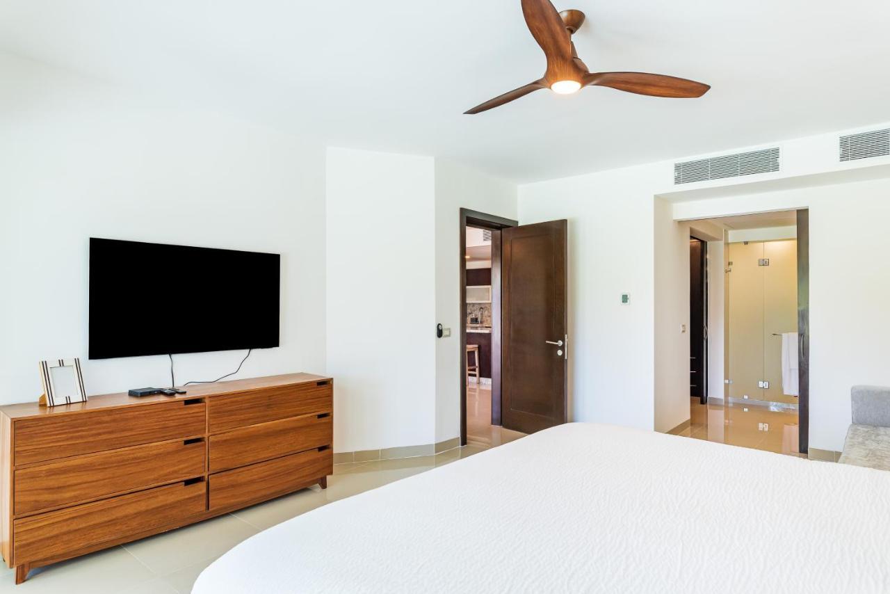 Apartment 402n Casa Lucerna Apts Playa del Carmen
