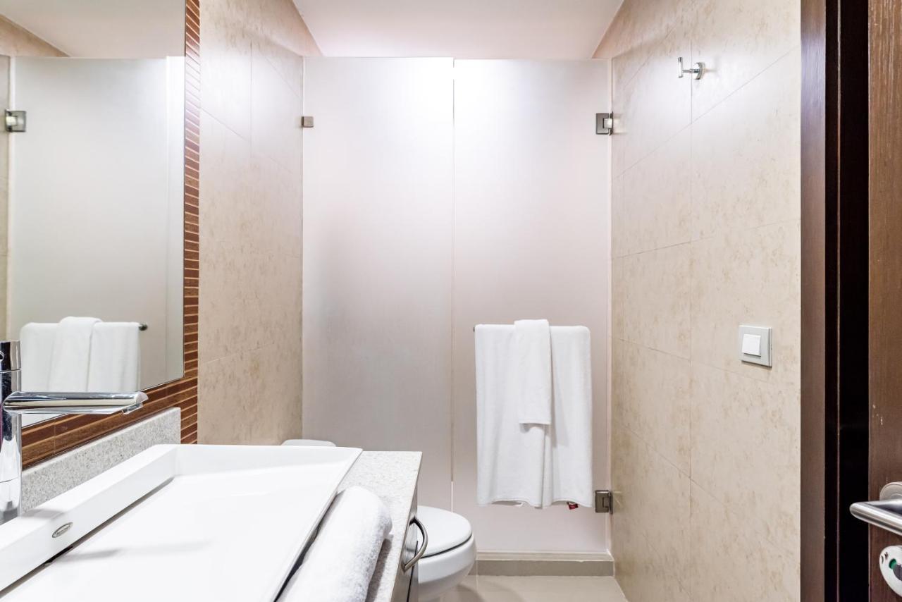 Apartment 402n Casa Lucerna Apts
