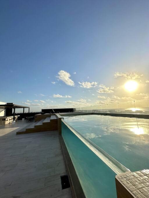 Apartamento Pool View / Rooftop Pool, Jacuzzi, Gym & Bar Playa del Carmen