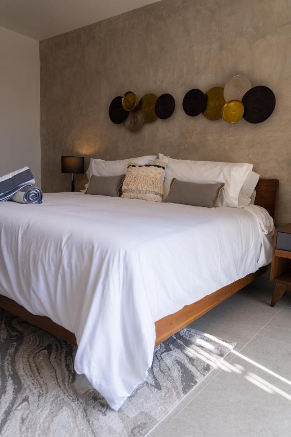 Fancy 3 Bedroom In Downtown Playa Rooftop Pool Gym Apartment