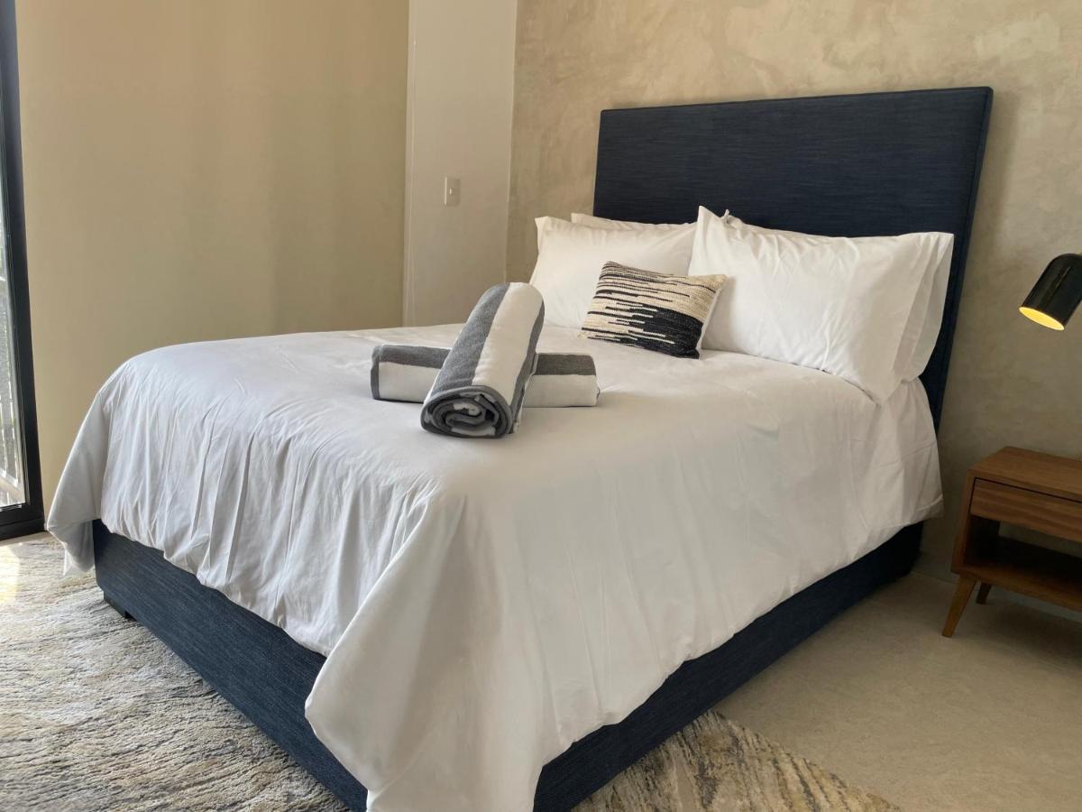 Fancy 3 Bedroom In Downtown Playa Rooftop Pool Gym Apartment Playa del Carmen