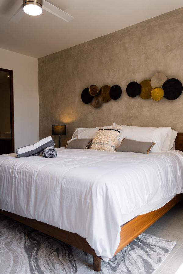 Fancy 3 Bedroom In Downtown Playa Rooftop Pool Gym Apartment Playa del Carmen