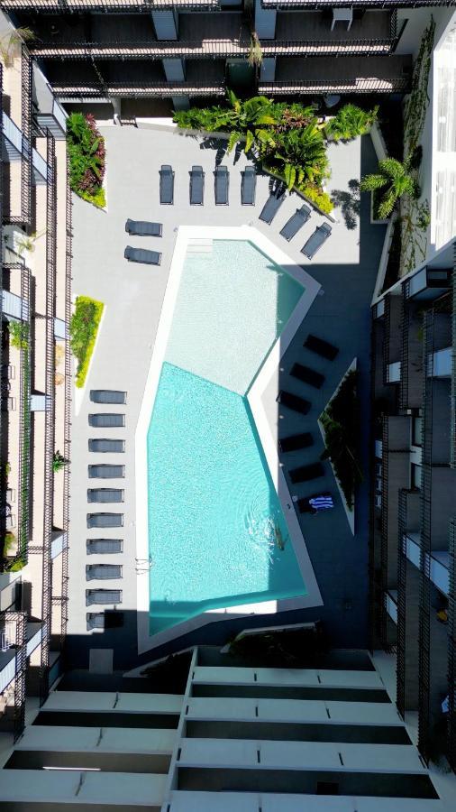 Fancy 3 Bedroom In Downtown Playa Rooftop Pool Gym Apartment