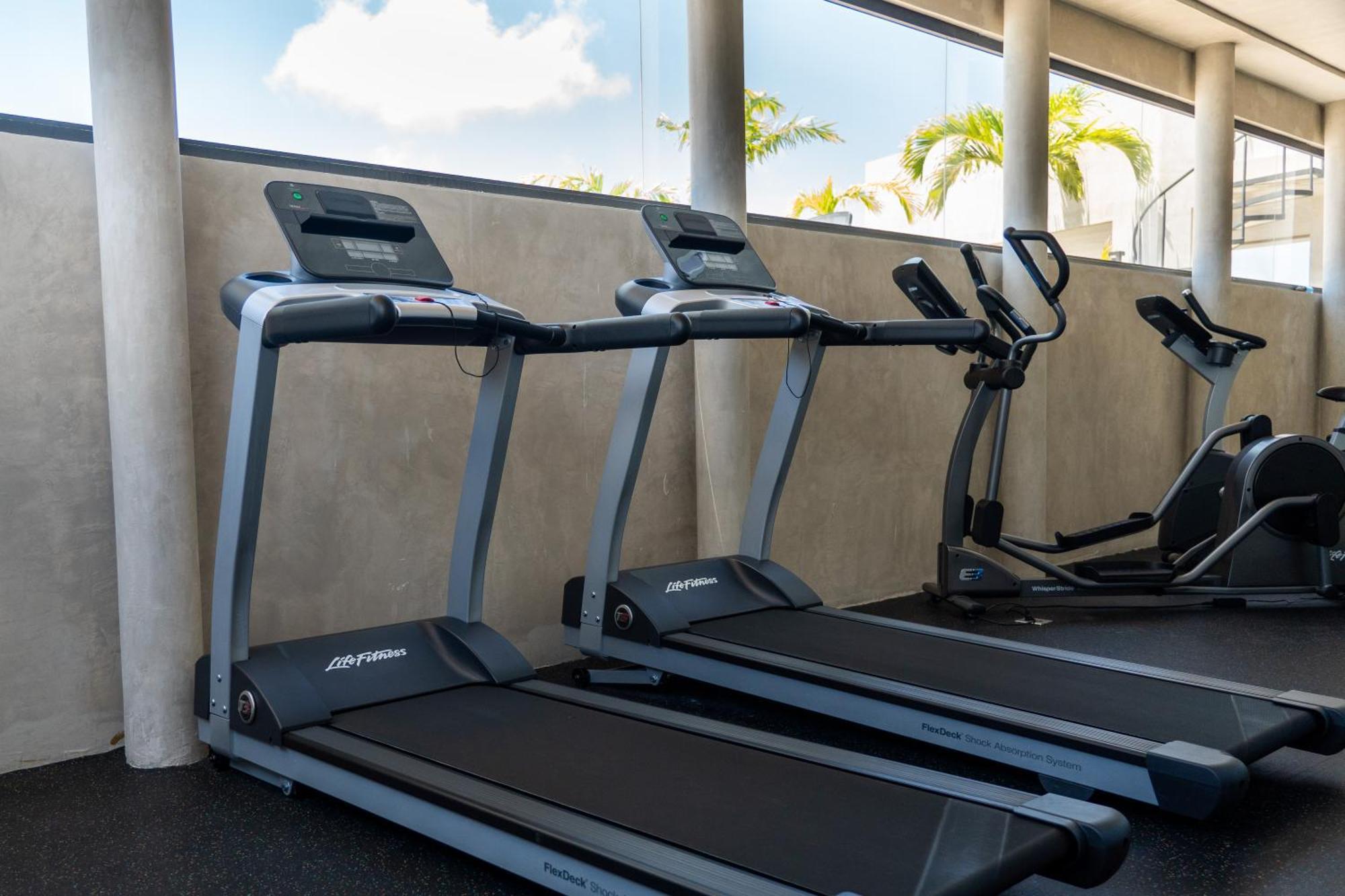 Fancy 3 Bedroom In Downtown Playa Rooftop Pool Gym Apartment *