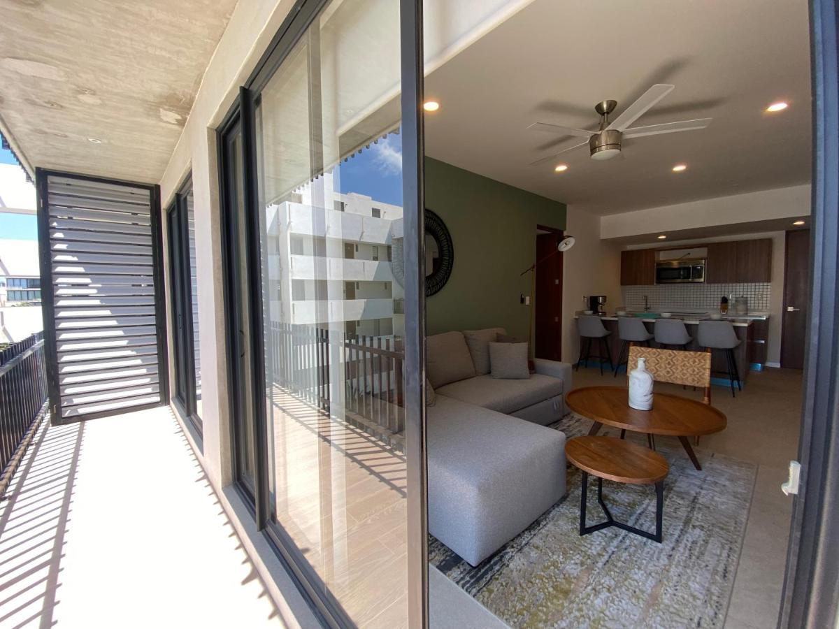 Elegant 2br In The Heart Of Playa Cinema Kidszone 2 Pools Apartment