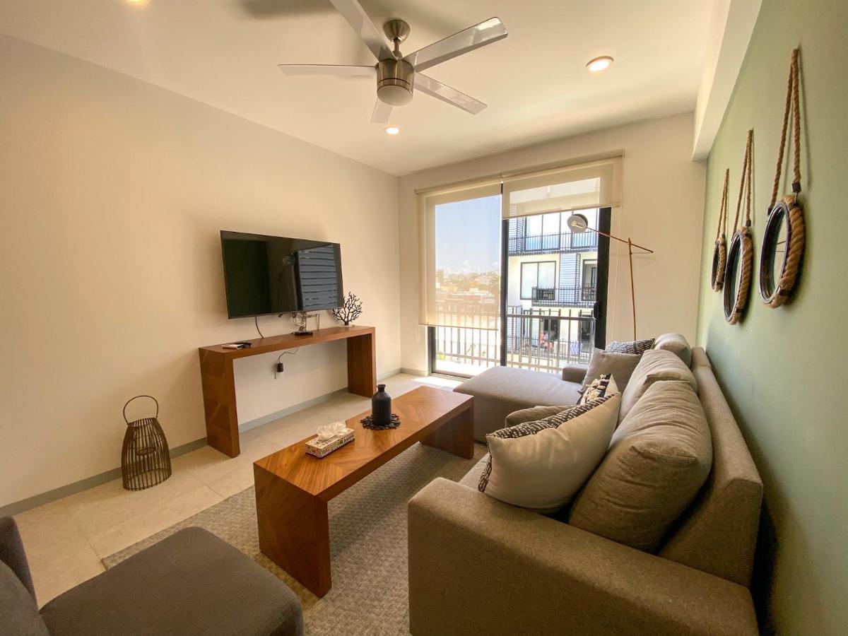 Elegant 2br In The Heart Of Playa Cinema Kidszone 2 Pools Apartment
