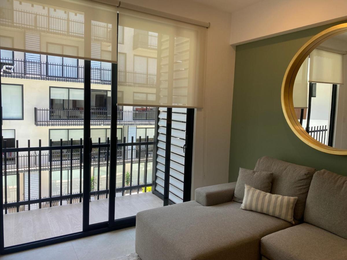 Elegant 2br In The Heart Of Playa Cinema Kidszone 2 Pools Apartment *