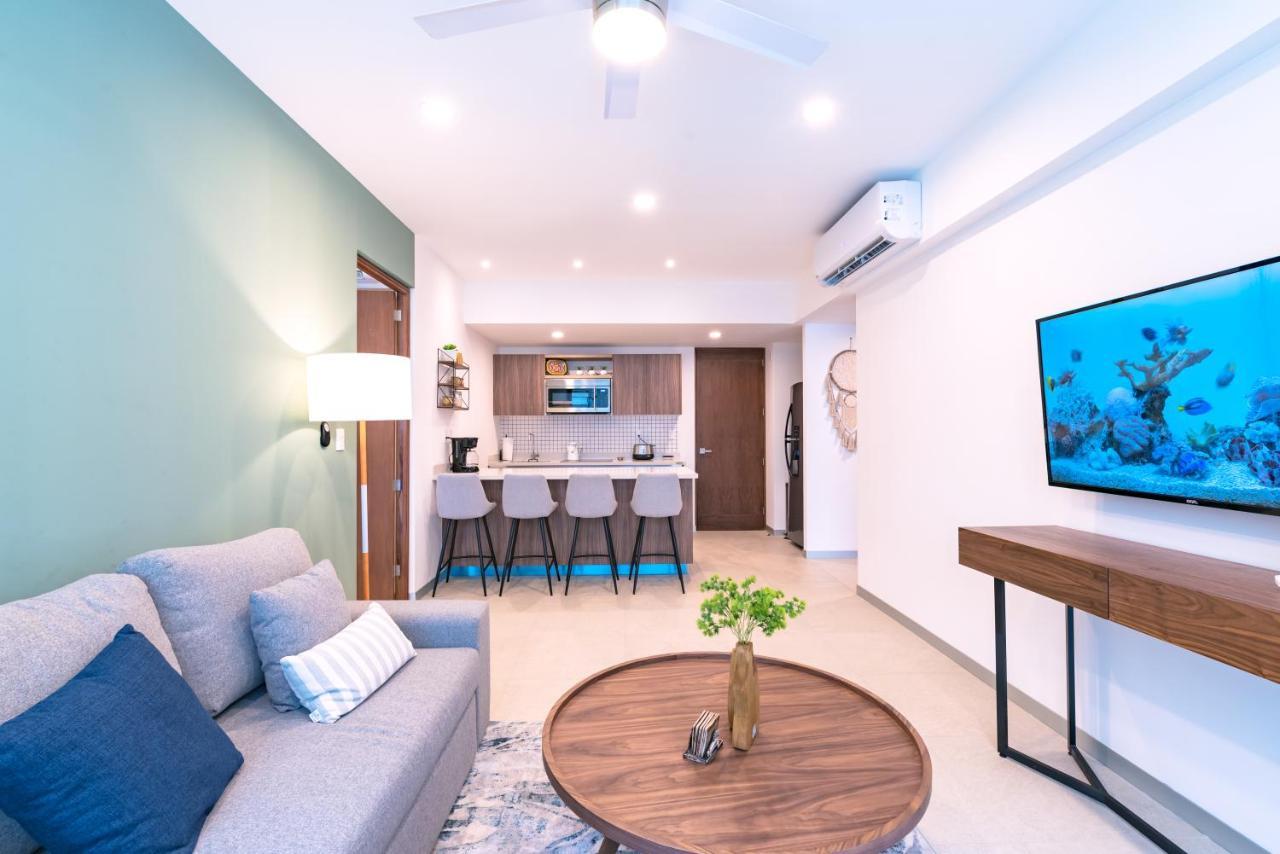 Elegant 2br In The Heart Of Playa Cinema Kidszone 2 Pools Apartment *
