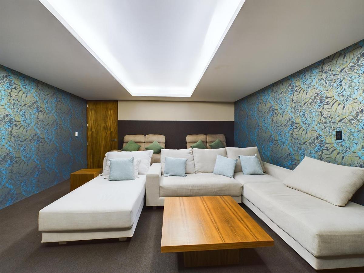 Apartment & Beautiful Studio, Roof, Cinema, Bbq, Gym, Pools, Kidszone By Yeah