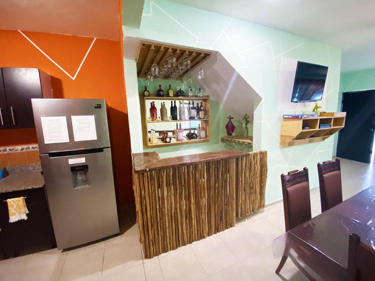 Casa Mexicana Amplia Con Seguridad, Alberca Y Parking * Playa del Carmen