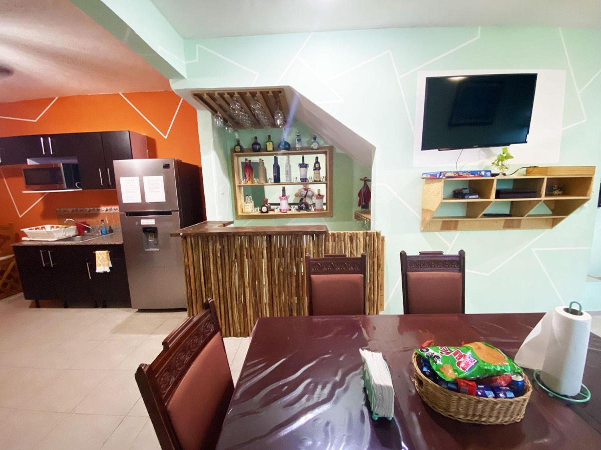 Holiday home Casa Mexicana Amplia Con Seguridad, Alberca Y Parking Playa del Carmen