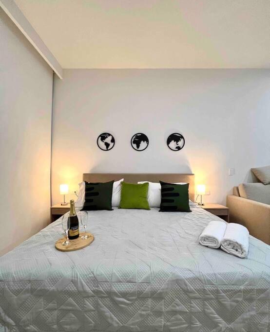 Modern Apartment/jacuzzi/sauna/pool/gym Apartamento