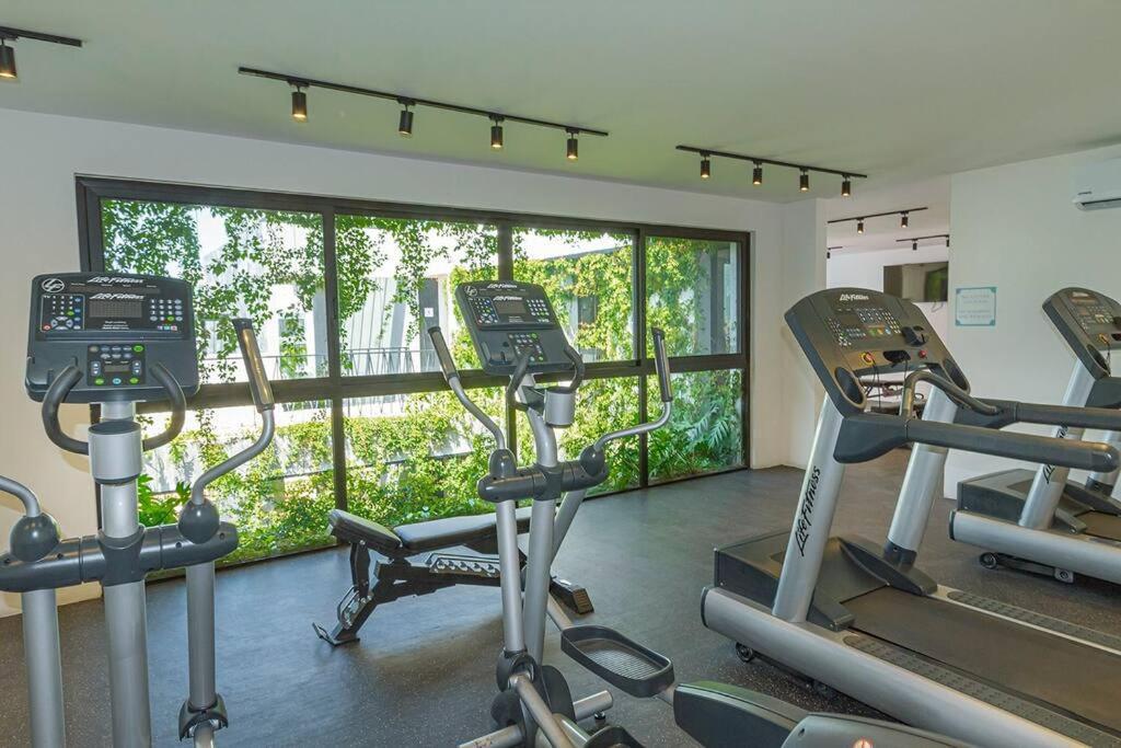 Great Location & Amazing Amenities Apartamento
