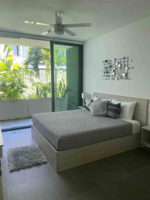 Apartment Menesse City *