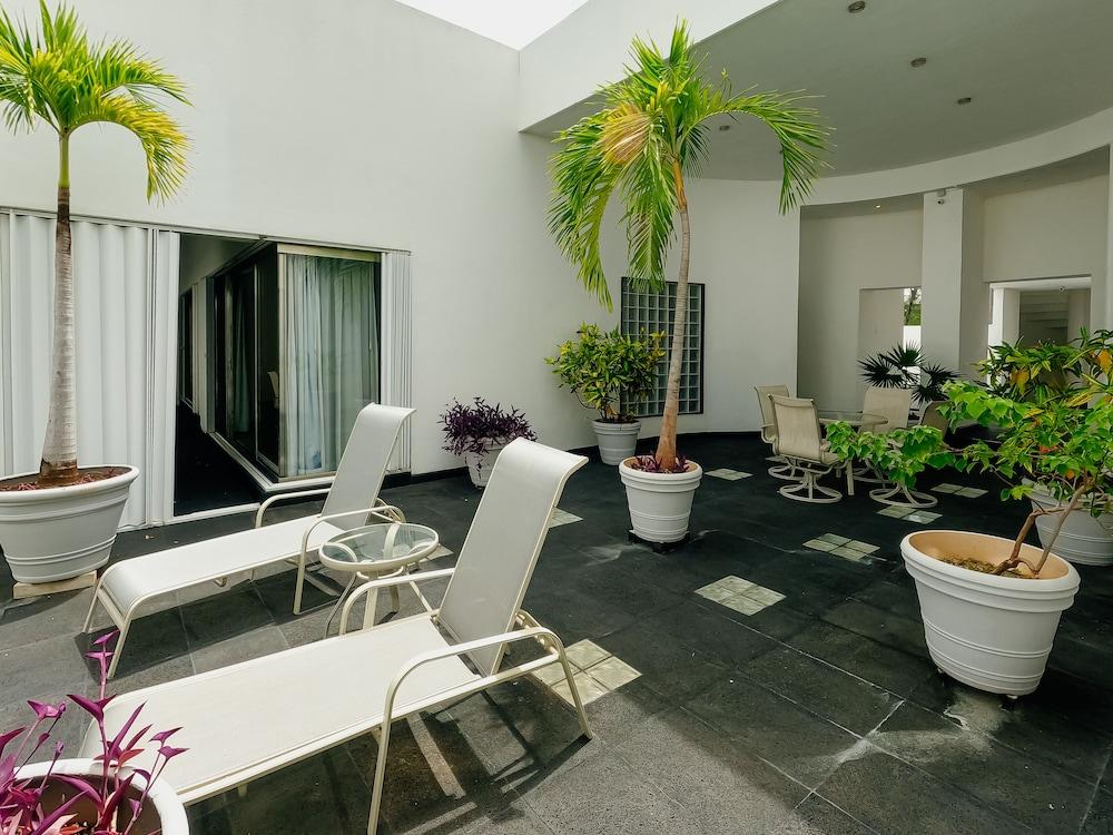 D'angelos Luxury 3*