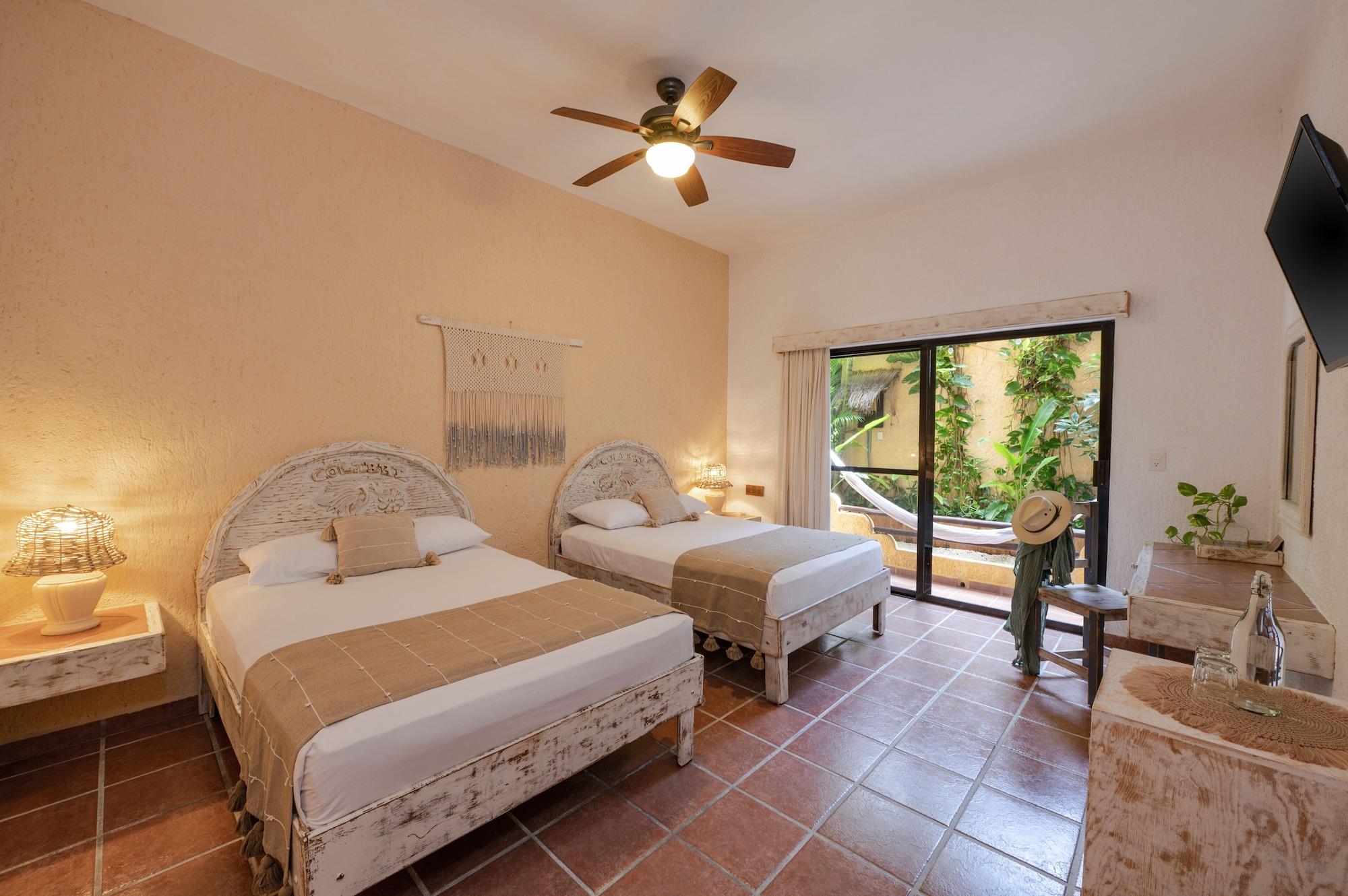 Khách sạn Casa Colibri 4*