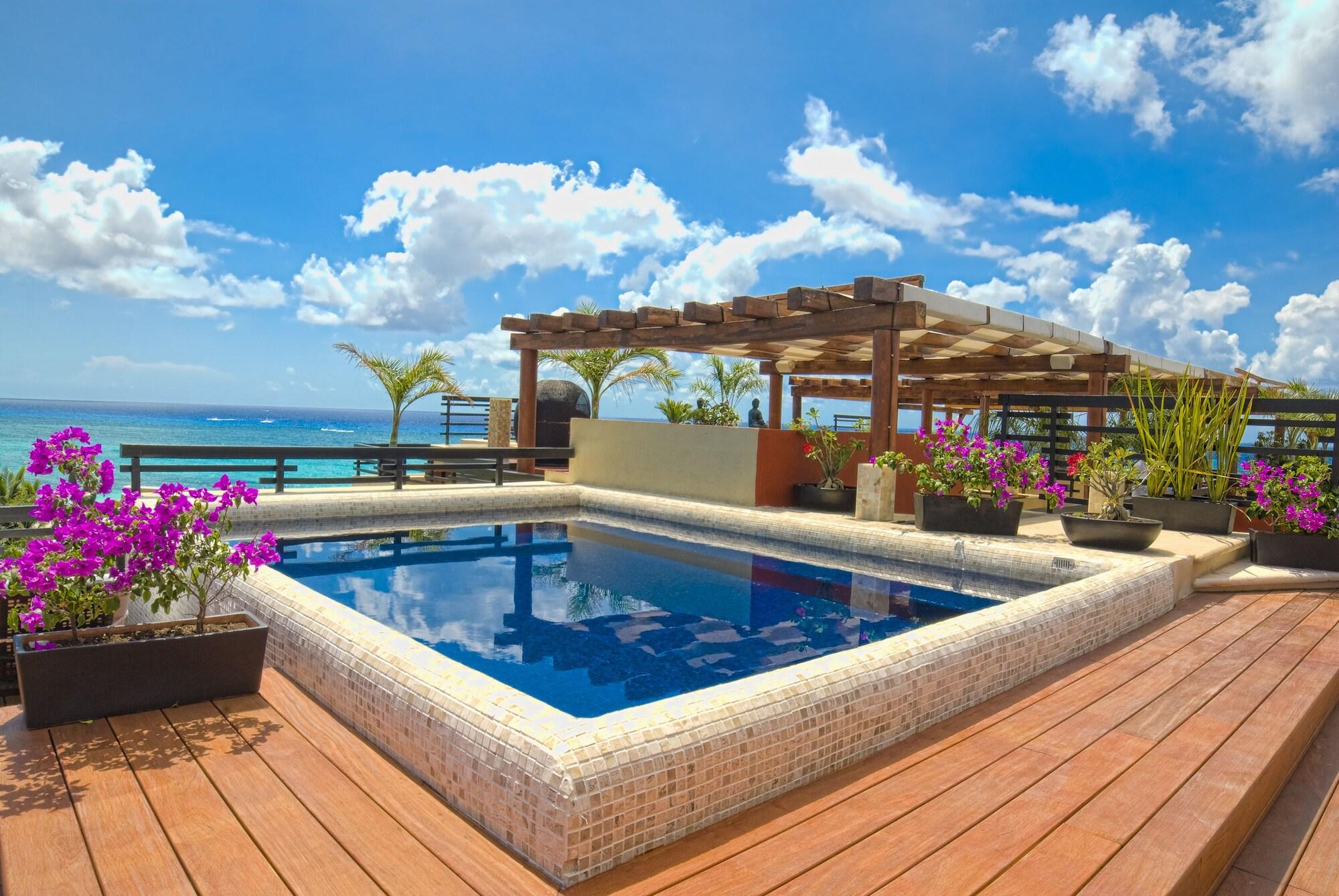 Hotel La Divina By Aldea Thai 4*