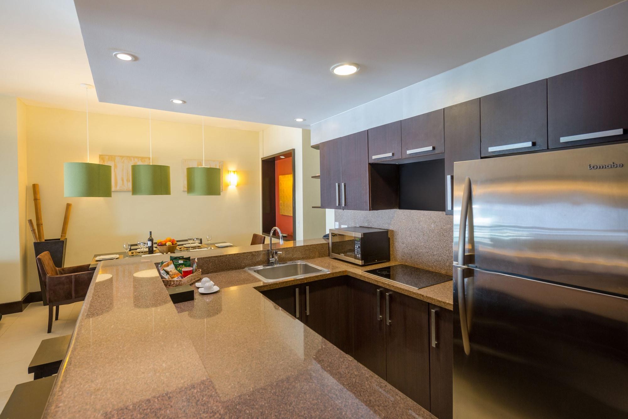 Hotel La Divina By Aldea Thai 4*