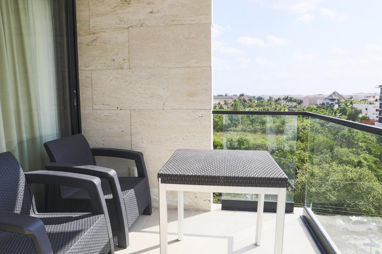 Grand Fifty Khách sạn