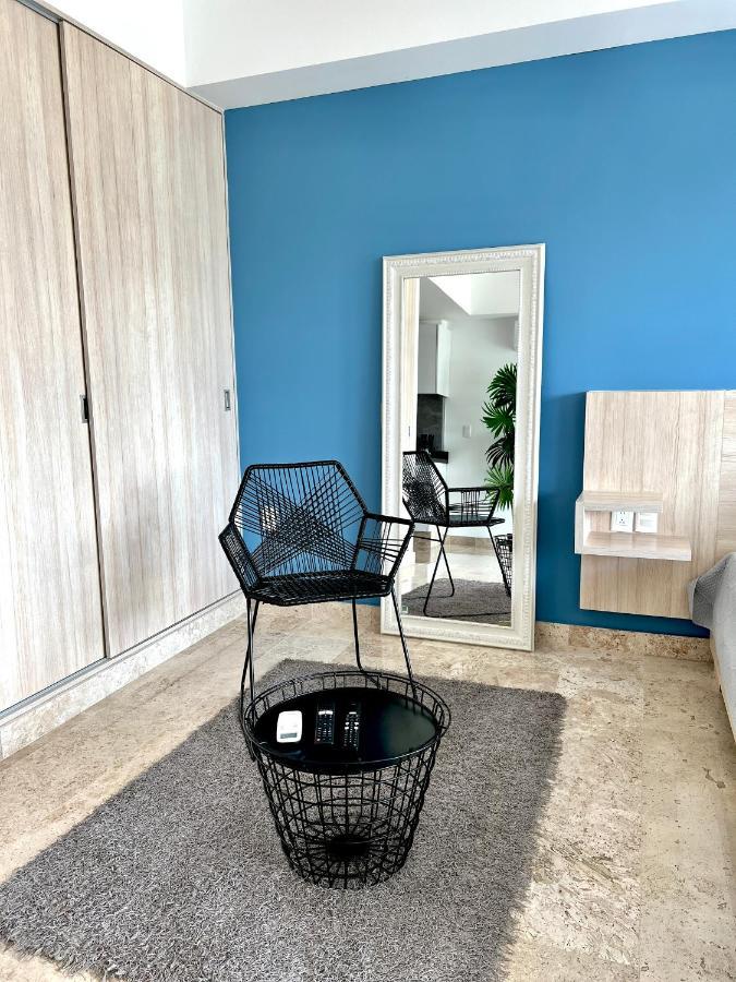 Apartment Location One Block From 5th Playa del Carmen