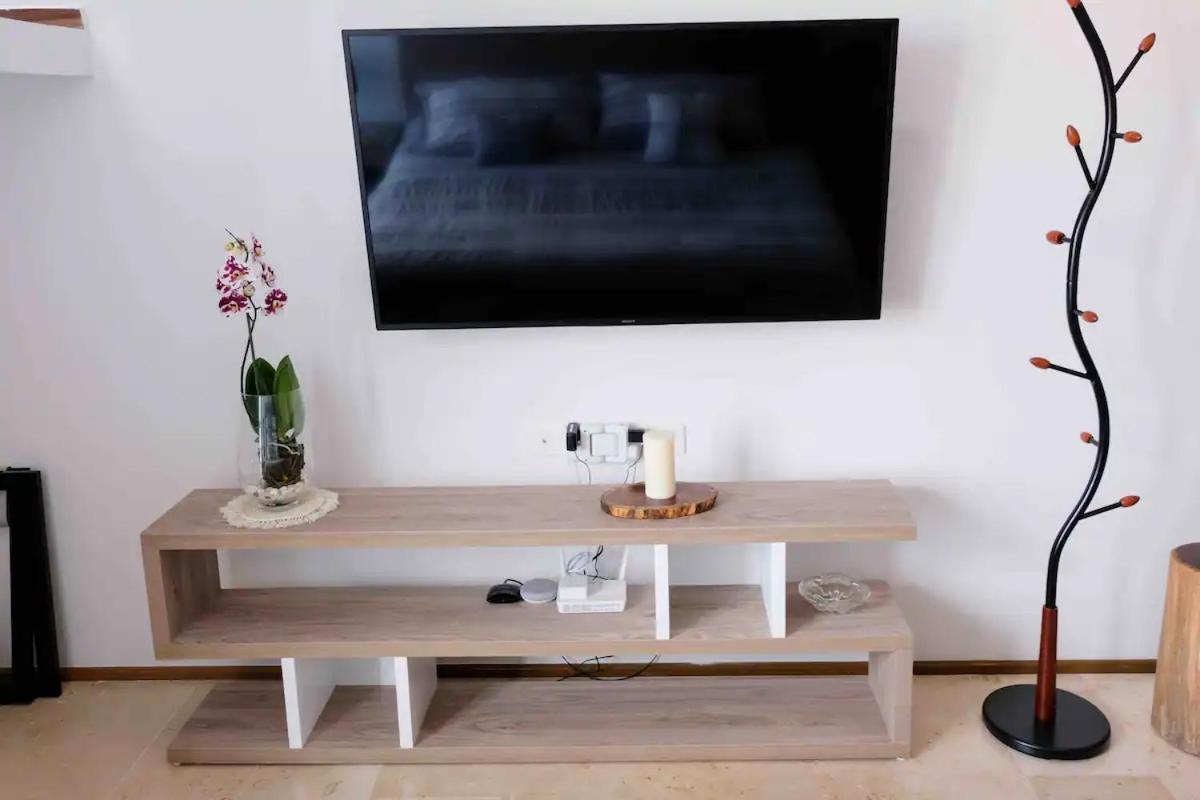 Stayon5a.av.penthouse With Privatepool Freeparking Apartment