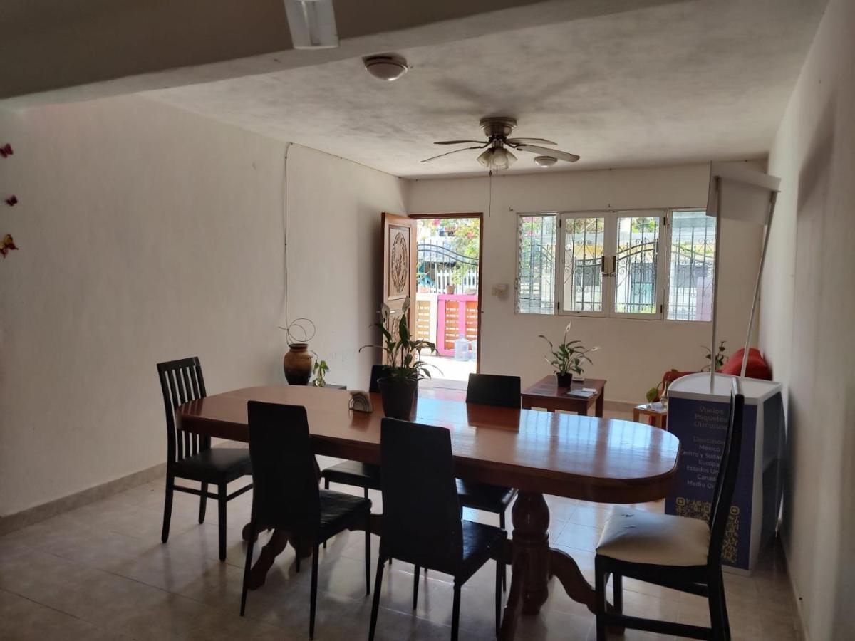 Casa Bugambilias Playa Acomodação com café da manhã  *