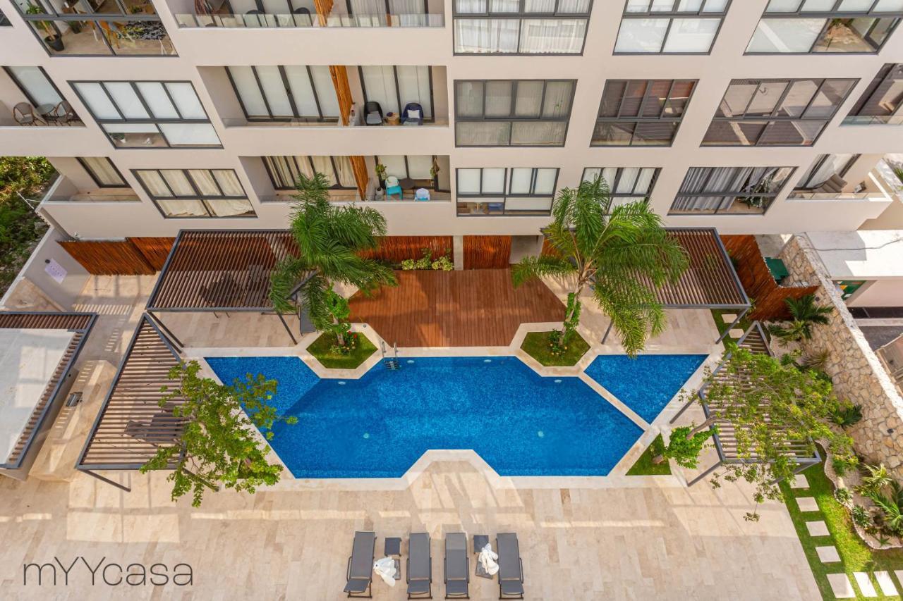 Amazing Apt. W/ Pool & Jacuzzi In Apartment