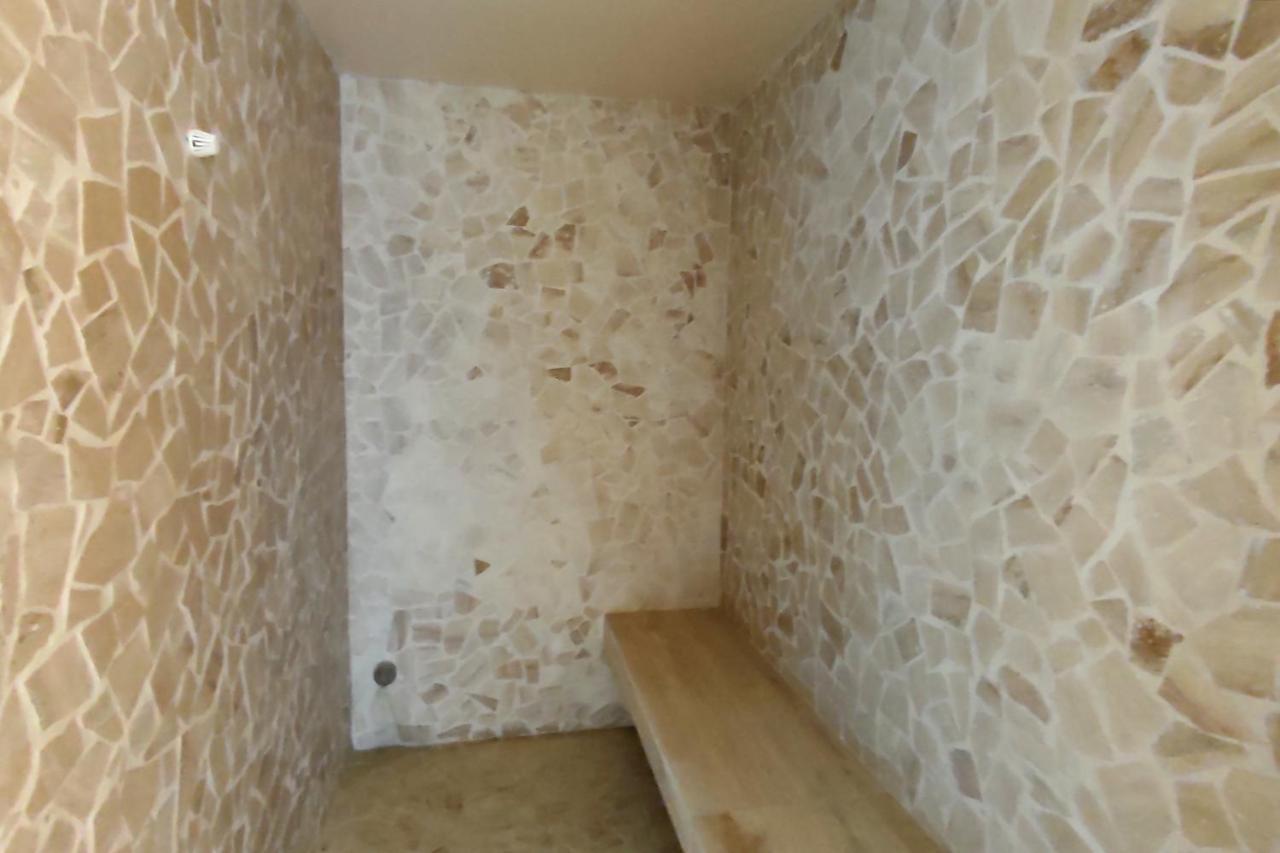 Beautiful 2 Story Loft Near The Playa del Carmen