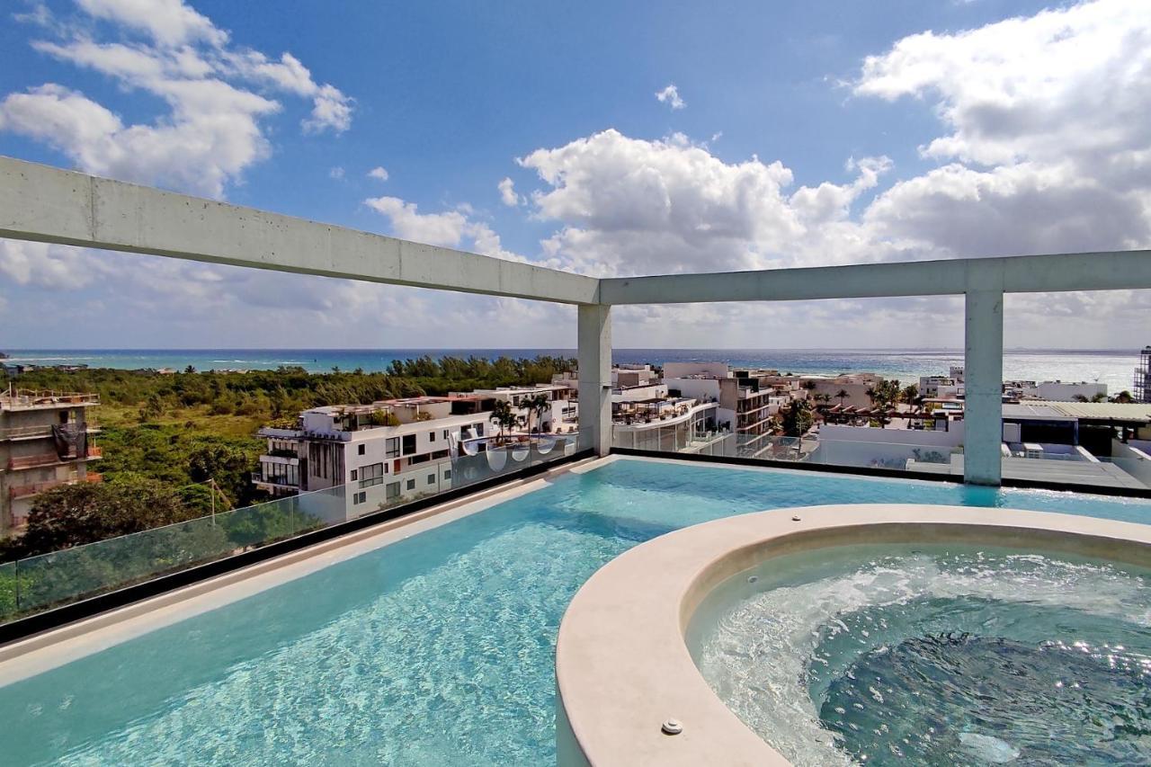 Beautiful 2 Story Loft Near The Playa del Carmen
